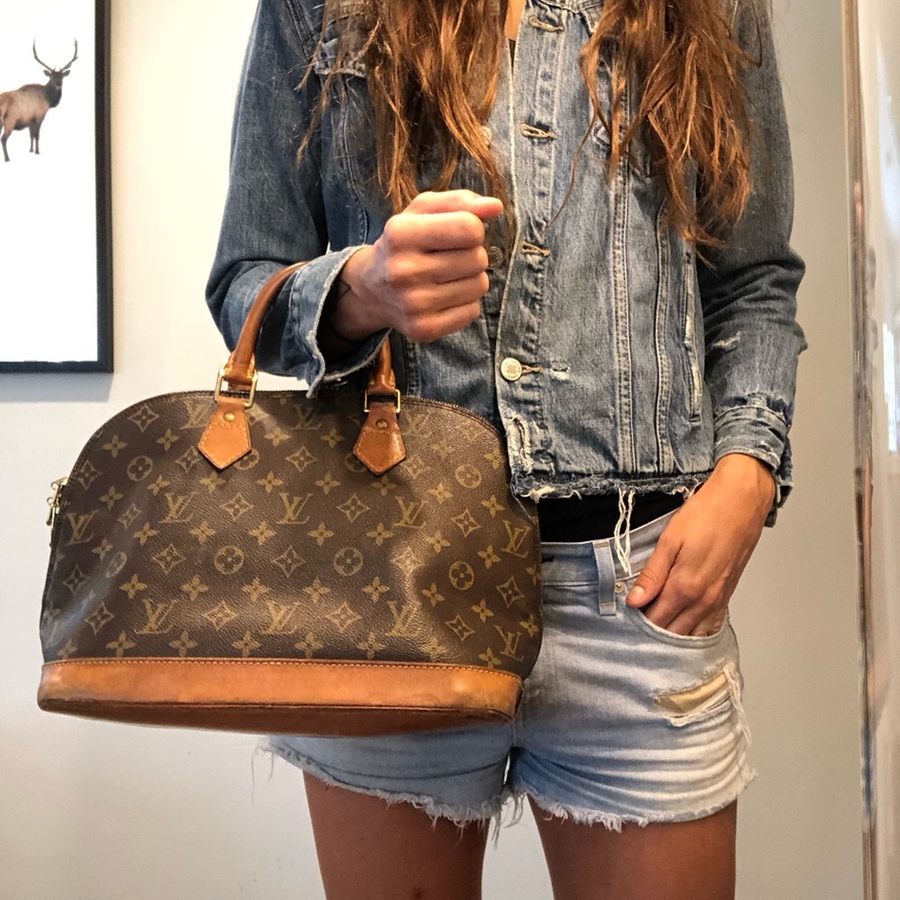 SOLD on M! Auth Louis Vuitton Alma!!